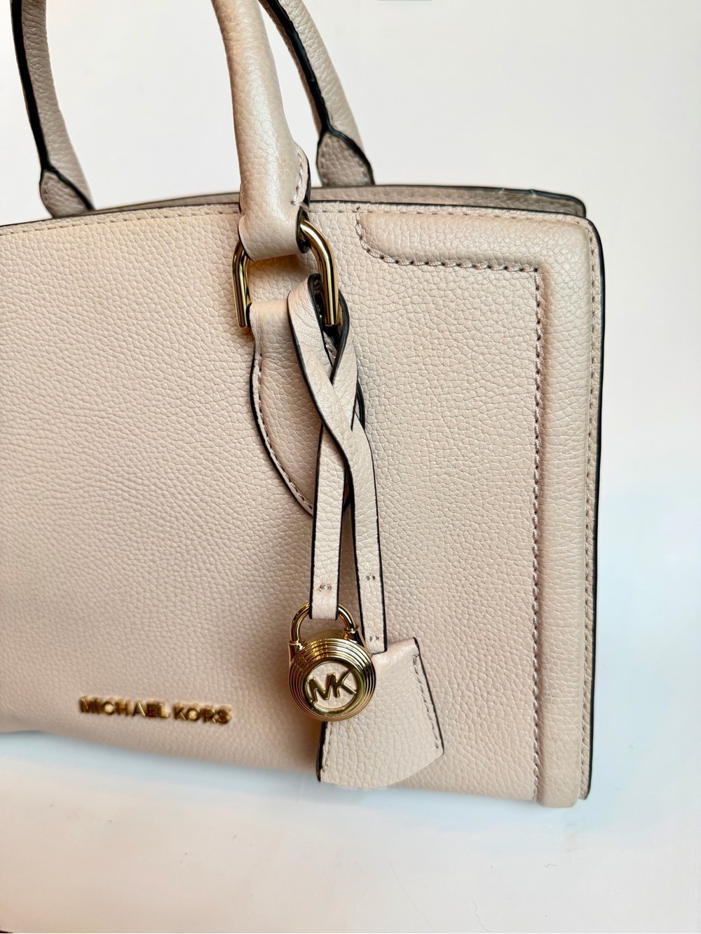 Michael Kors Mercer Pebbled Leather Satchel Handbag Blush Beige Gold Tone Purse - Picture 3 of 16